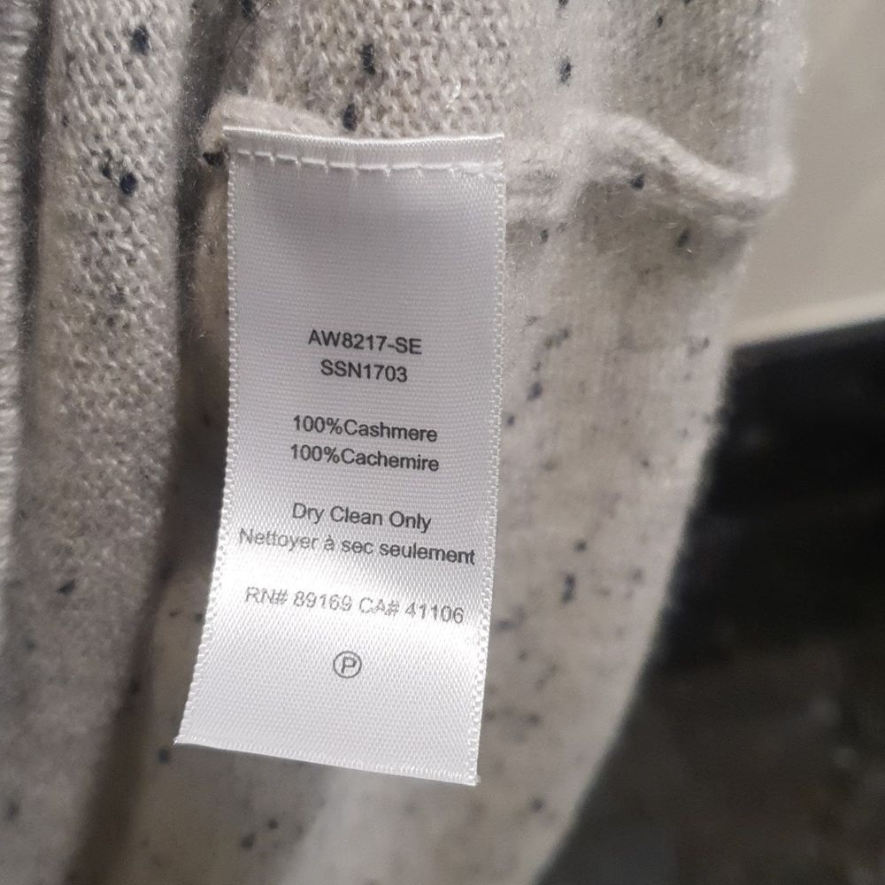 ATM Cashmere Sweater Vest - Picture 6 of 8